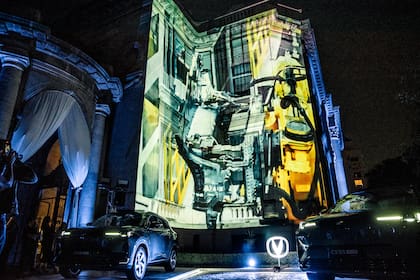 El mapping se proyectó sobre la fachada del Museo de Arte Decorativo.