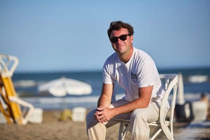 El mar como guía y motor: la trayectoria de Fermín Besteiro desde las tablas hasta BEST Producciones