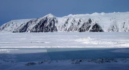 El mar congelado entre las dos Diomedes