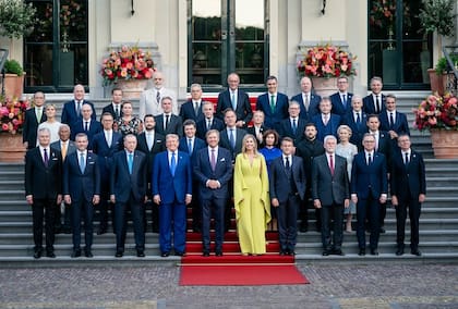 El martes los líderes de la OTAN se reunieron en el Palacio Huis ten Bosch de La Haya y fueron recibidos por el rey Guillermo Alejandro y la reina Máxima (Foto: Instagram @koninklijkhuis)