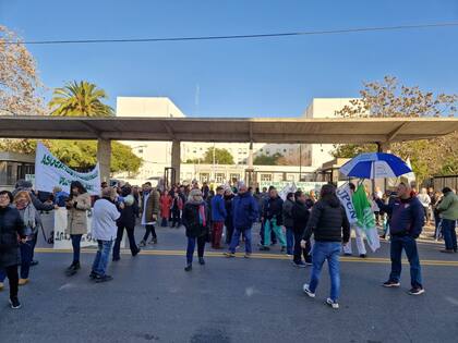 El martes, los trabajadores del Borda realizaron un paro de 24 horas para visibilizar la situación