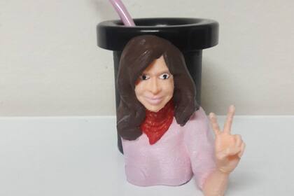 El mate de Cristina Kirchner, hecho mediante la técnica de impresión 3D