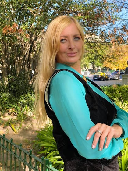 El matrimonio de Yuyito y Guillermo Coppola comenzó a agonizar cuando entró Maradona en sus vidas. "Eran ellos dos primero, después estábamos el resto del mundo", describe Amalia.