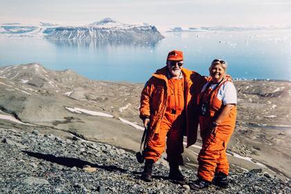El matrimonio lleva 50 años juntos y tuvo tres hijos.