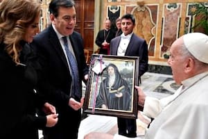 Dos dirigentes kirchneristas se reunieron con el Papa antes del encuentro con Milei