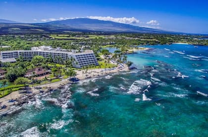 El Mauna Lani Resort y su imponencia en la isla grande de Hawaii: una sede inusual para la Copa Davis