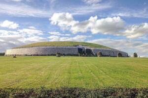 Newgrange, el mausoleo que desconcierta a los arqueólogos