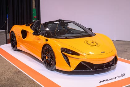 El McLaren Artura Spider, disponible en el país