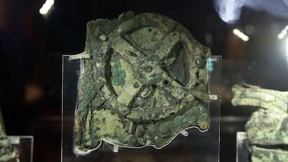 El mecanismo de Anticitera fue creado hace 2200 años; servía para predecir eclipses y saber la posición de los planetas