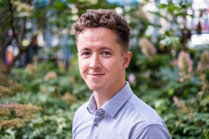 El médico de la Universidad de Yale que exploró los efectos de la higiene mínima y no se bañó durante ocho años