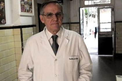 El médico infectólogo Eduardo López habló de "fracaso" por la cantidad de vacunas guardadas en heladeras que todavía no se han aplicado