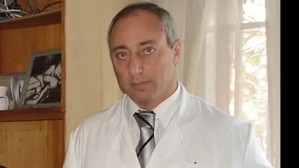 El médico Pablo Atchabahian