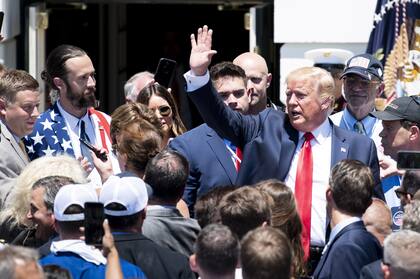 El mensaje de la cámara, de mayoría demócrata, llegó luego de tres días de cataratas de tuits por parte del republicano