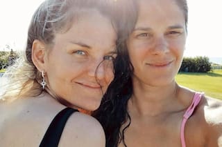 El mal momento de una ex Casi Ángeles por el nacimiento prematuro de su hijo