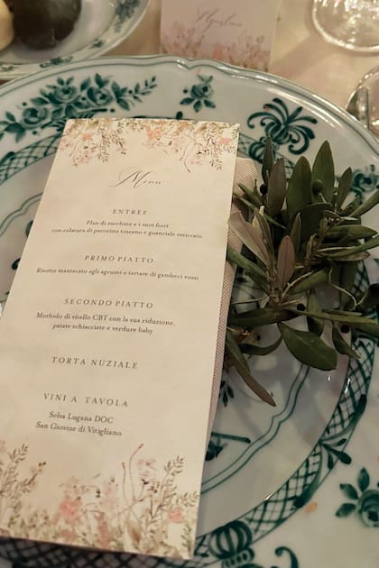 El menú de cuatro pasos incluyó delicias y vinos regionales.