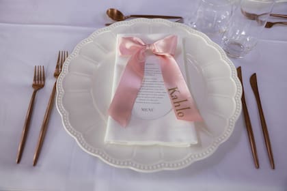 El menú de Eat Catering incluyó roll
de trucha, burratina con duraznos grillados y tempura de langostinos, entre otras
delicias