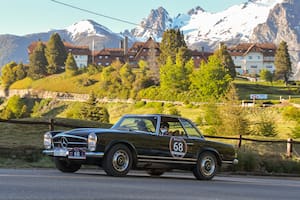 El Mercedes-Benz 280 SL puede "reinventarse" como un modelo 2025 gracias a la IA