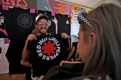 El merchandising del festival o de las bandas, objetos deseados por los centennials