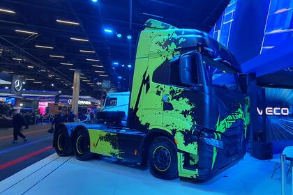 El Metallica Truck se llevó las miradas en el stand de Iveco
