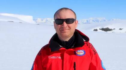 El meteorólogo Alexander Aftenuk: "Regresaré a Ucrania desde la Antártida para defender nuestro país"