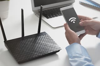 Por qué recomiendan poner una moneda en el router del wifi y para qué sirve