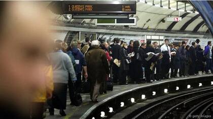 El Metro de Londres transporta a más de 1.000 millones de pasajeros al año.