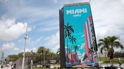 El Metromover, un servicio automatizado y gratuito, será el principal medio recomendado para asistir al Fan Fest de 23 días en Bayfront Park