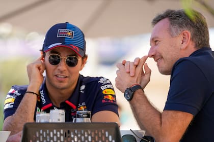 El mexicano Sergio "Checo" Pérez renovó su contrato con Red Bull Racing en junio de 2024, pero seis meses después se quedó sin asiento y se alzó con una millonaria indemnización.