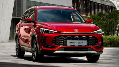 El MG ZS HEV se ofrece en las versiones Confort (US$27.500) y Luxury (US$29.900)