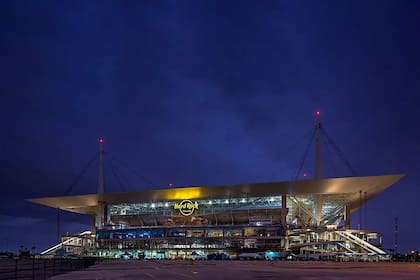El Miami Hard Rock Stadium se encuentra dentro del condado de Miami-Dade, que tiene activo el programa 287 (g)