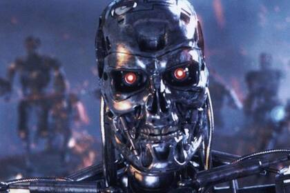 El miedo de Occidente a los robots se cristalizó más poderosamente en la serie de películas Terminator, protagonizadas por Arnold Schwarzenegger