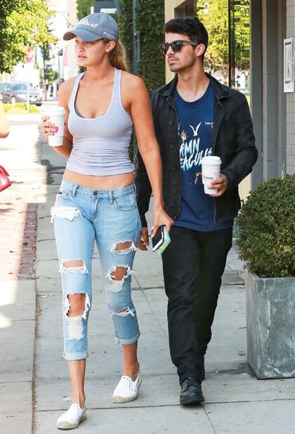 El miércoles pasado, Gigi y Joe disfrutaron de una tarde por Malibú