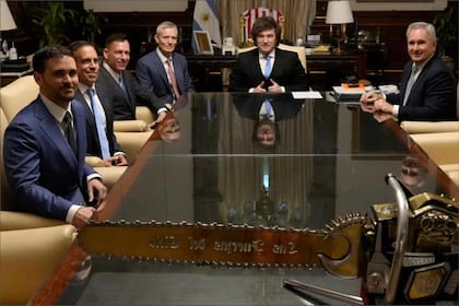 El millonario Peter Thiel mantuvo reuniones con el presidente Milei en la Casa Rosada tras su mudanza a Argentina