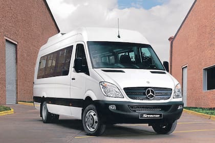 El Minibús 19+1 es la versión de pasajeros más grande de la gama