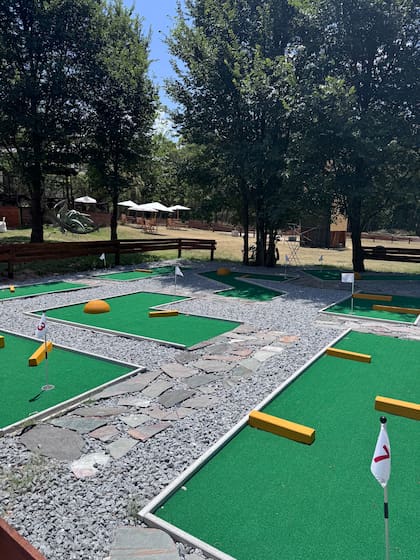 El minigolf en el restaurante Florentino de Miramar