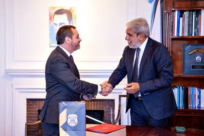 El ministro Aníbal Fernández recibió al jefe de la Policía Federal de Brasil, Andrei Augusto Passos Rodrigues