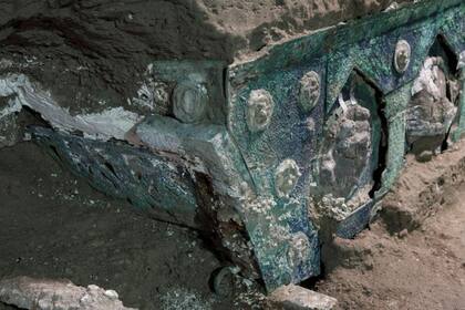 El ministro de Cultura Dario Franceschini destacó que la colaboración de los distintos departamentos “impidió el robo y la comercialización ilegal de hallazgos tan extraordinarios”