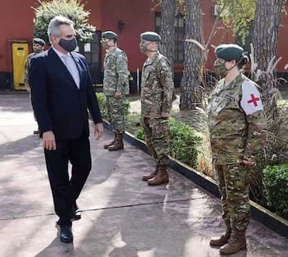 El ministro Agustín Rossi convocó a unas jornadas pedagógicas para debatir cambios en los planes de estudios de los liceos militares