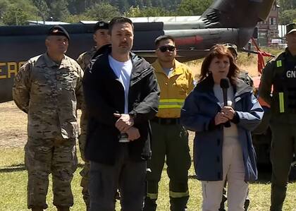 El ministro de Defensa, Luis Petri, y la ministra de Seguridad, Patricia Bullrich, estuvieron esta semana en El Bolsón