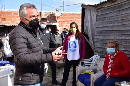 El ministro de Desarrollo de la Comunidad estuvo al frente de la negociación con los ocupantes del predio en el municipio de Presidente Perón