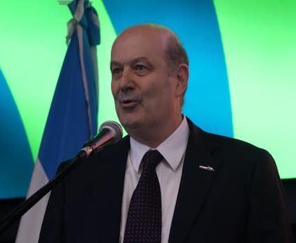 El ministro de Desregulación y Transformación del Estado promueve un proyecto para flexibilizar el etiquetado frontal de alimentos y bebidas