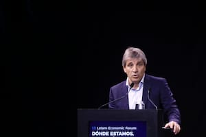 El ministro de Economía Luis Caputo expuso durante el Latam Economic Forum