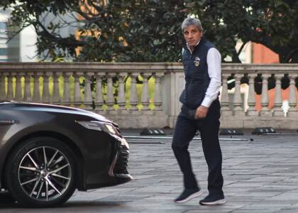 El ministro de Economía, Luis Caputo, será clave en la relación con los gobernadores tras su regreso de Estados Unidos