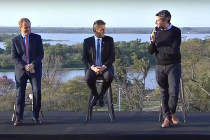 El ministro de Economía Sergio Massa y el de Turismo y Deportes Matías Lammens, en Entre Ríos con el gobernador Bordet durante la presentación del Previaje 5