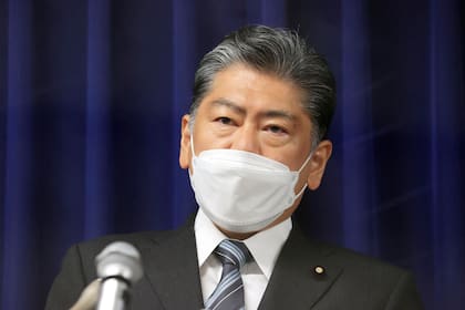 El ministro de Justicia de Japón, Yoshihisa Furukawa, habla sobre una ejecución en una conferencia de prensa en Tokio el martes 26 de julio de 2022