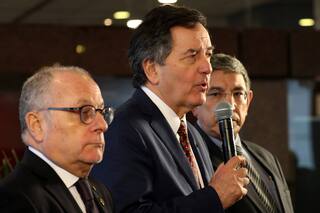 Roberto Ampuero: "Se necesita más integración en la región"