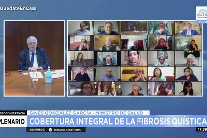 El ministro de Salud, Ginés González García, participó del plenario de tres comisiones y manifestó su punto de vista sobre la ley de Fibrosis Quística, sancionada dos días después