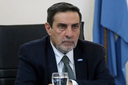 El ministro de Salud Pública de la provincia de Tucumán, Dr. Luis Medina Ruiz