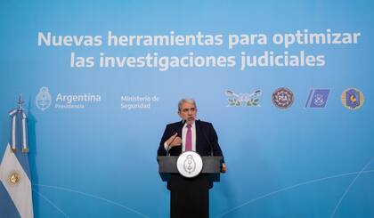El ministro de Seguridad, Aníbal Fernández, al presentar las nuevas herramientas para la optimización de la investigación criminal