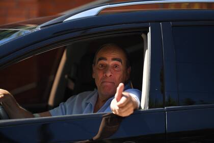 El ministro del Interior, Guillermo Francos, uno de los funcionarios que llevó el documento al Congreso